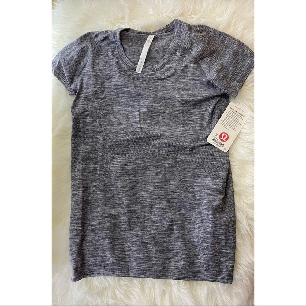 NWT Lululemon Swiftly Tech SS Crew SLTE/WHT Sz 12